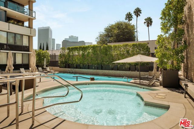211 S Spalding Drive 107S, Beverly Hills, CA 90212
