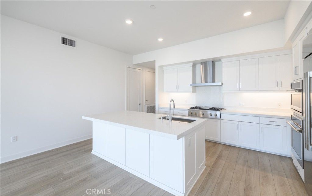 Image 18 of property listing at 3608 Rivington, Irvine, CA 92612