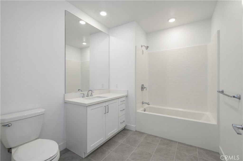 Image 38 of property listing at 3608 Rivington, Irvine, CA 92612