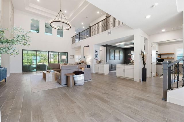 8684 SANDERS TREE LOOP, Wesley Chapel, FL 33545