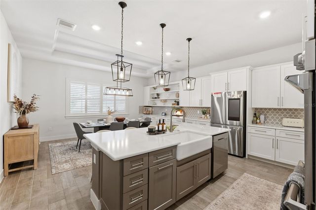 8684 SANDERS TREE LOOP, Wesley Chapel, FL 33545