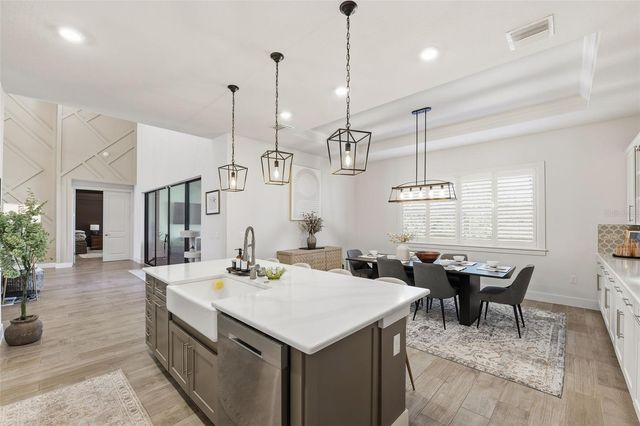 8684 SANDERS TREE LOOP, Wesley Chapel, FL 33545