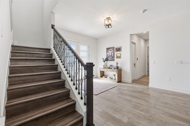 8684 SANDERS TREE LOOP, Wesley Chapel, FL 33545