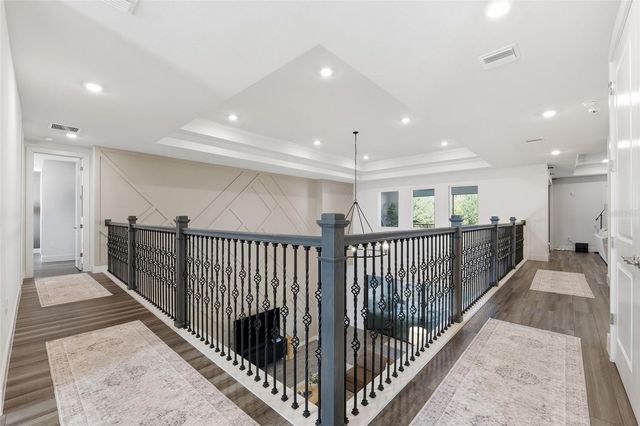 8684 SANDERS TREE LOOP, Wesley Chapel, FL 33545