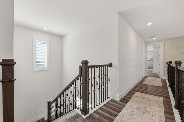 8684 SANDERS TREE LOOP, Wesley Chapel, FL 33545