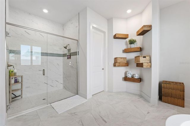 8684 SANDERS TREE LOOP, Wesley Chapel, FL 33545