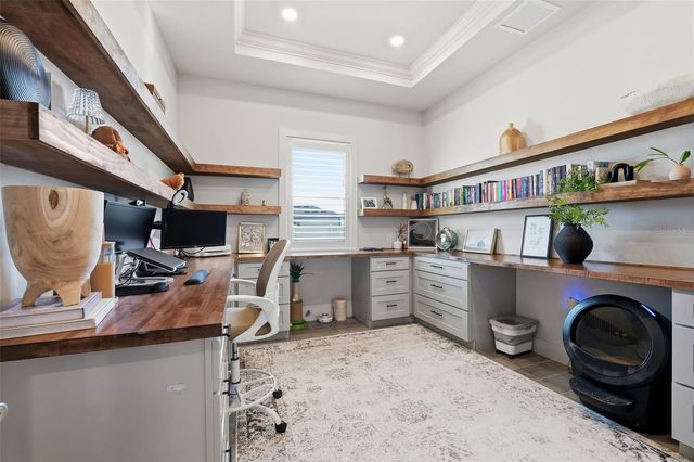 8684 SANDERS TREE LOOP, Wesley Chapel, FL 33545