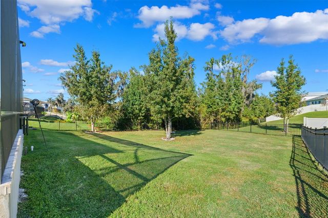 8684 SANDERS TREE LOOP, Wesley Chapel, FL 33545