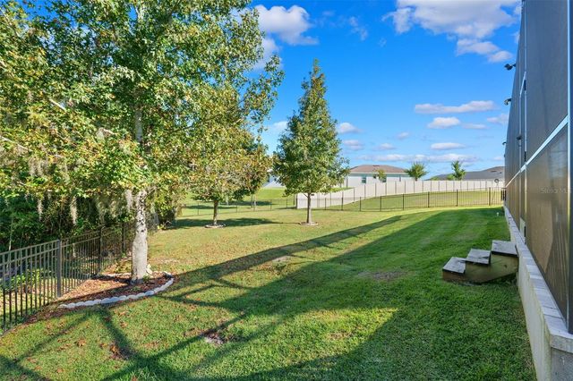 8684 SANDERS TREE LOOP, Wesley Chapel, FL 33545