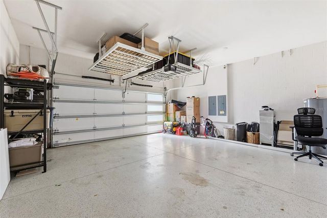 8684 SANDERS TREE LOOP, Wesley Chapel, FL 33545