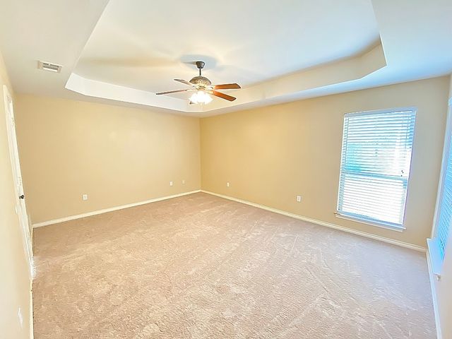 132 Hedgerow Lane, Lewisville, TX 75057