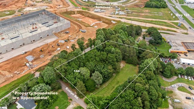 144 Evelyn Road, Easley, SC 29640