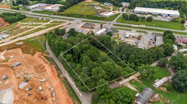 144 Evelyn Road, Easley, SC 29640