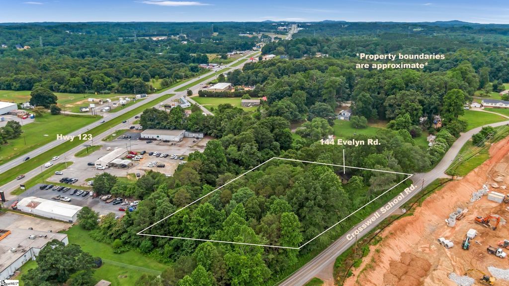 144 Evelyn Road, Easley, SC 29640