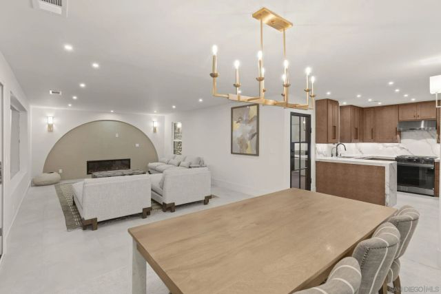 3080 Lloyd St, San Diego, CA 92117