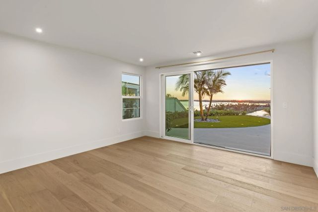 3080 Lloyd St, San Diego, CA 92117