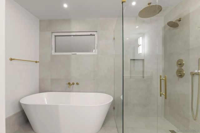 3080 Lloyd St, San Diego, CA 92117