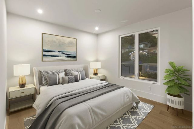 3080 Lloyd St, San Diego, CA 92117