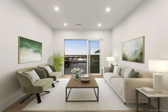 3080 Lloyd St, San Diego, CA 92117