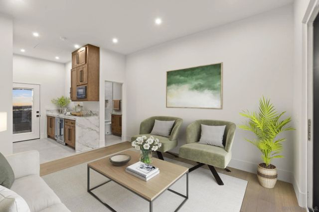 3080 Lloyd St, San Diego, CA 92117