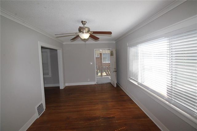 2230 E 67th Terrace, Kansas City, MO 64132