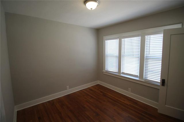 2230 E 67th Terrace, Kansas City, MO 64132