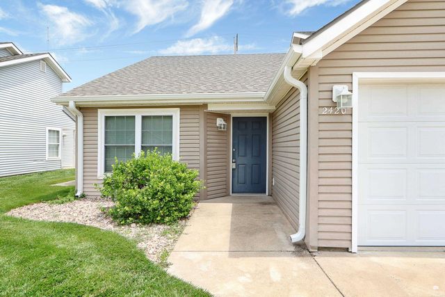 2420 Walden Lane, Manhattan, KS 66502