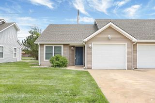 2420 Walden Lane, Manhattan, KS 66502