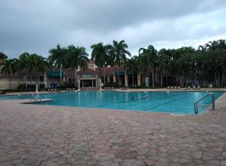 1532 NW 133rd Avenue, Pembroke Pines, FL 33028