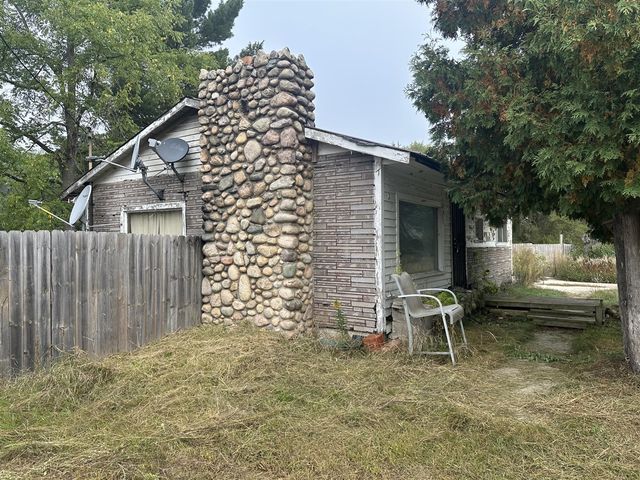 5967 S Forman Road, Baldwin, MI 49304