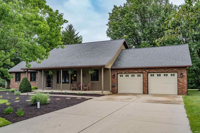 3232 Plantation Trail, Fort Wayne, IN 46818