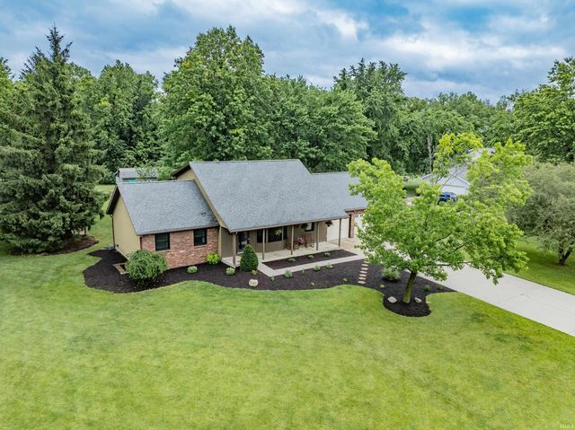 3232 Plantation Trail, Fort Wayne, IN 46818