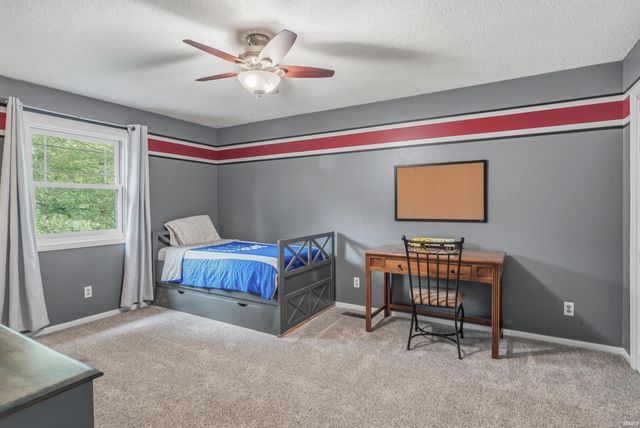 3232 Plantation Trail, Fort Wayne, IN 46818