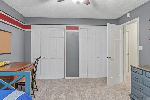3232 Plantation Trail, Fort Wayne, IN 46818