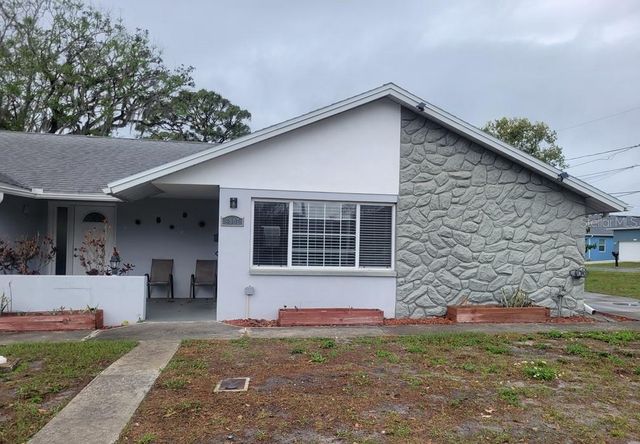 6907 FOREST AVENUE, New Port Richey, FL 34653