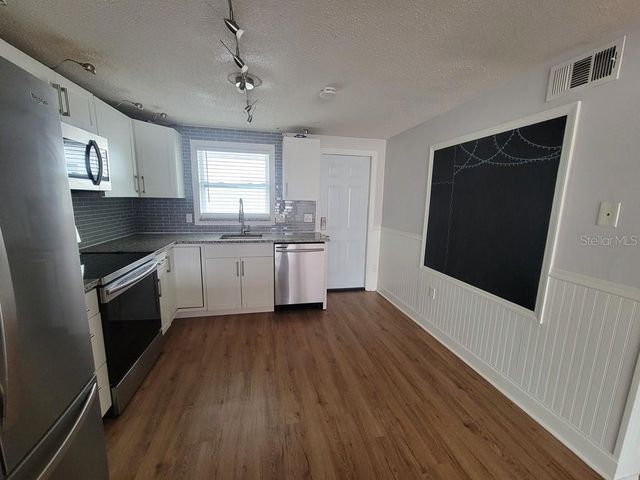 6907 FOREST AVENUE, New Port Richey, FL 34653