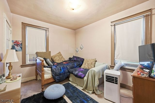 72 Maitland Ave, Hawthorne Boro, NJ 07506