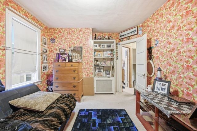72 Maitland Ave, Hawthorne Boro, NJ 07506