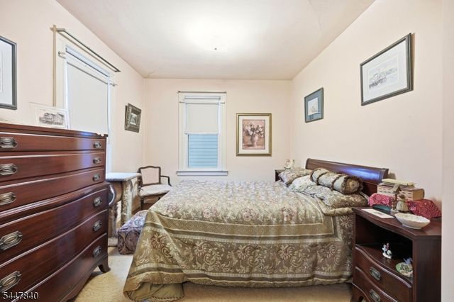 72 Maitland Ave, Hawthorne Boro, NJ 07506