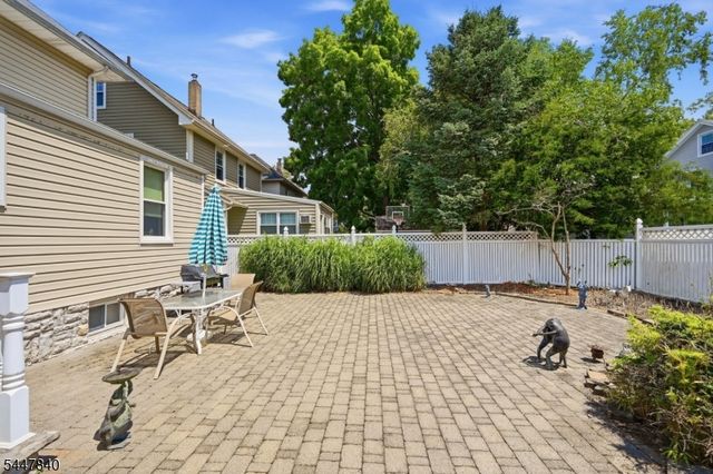 72 Maitland Ave, Hawthorne Boro, NJ 07506