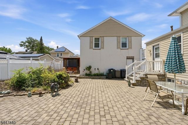 72 Maitland Ave, Hawthorne Boro, NJ 07506