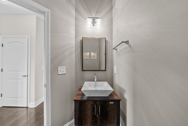 1197 Ewing Way, Clarksville, TN 37043