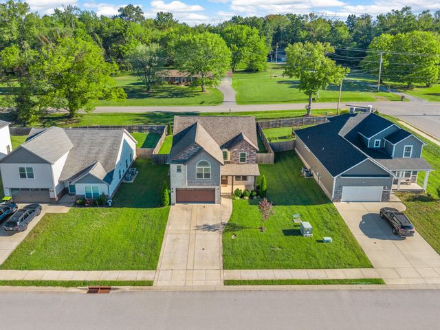 1197 Ewing Way, Clarksville, TN 37043