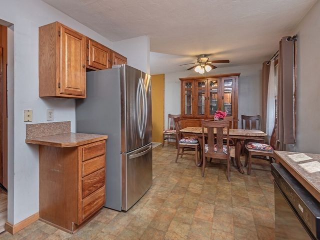 3 Hammond Street, Leicester, MA 01542