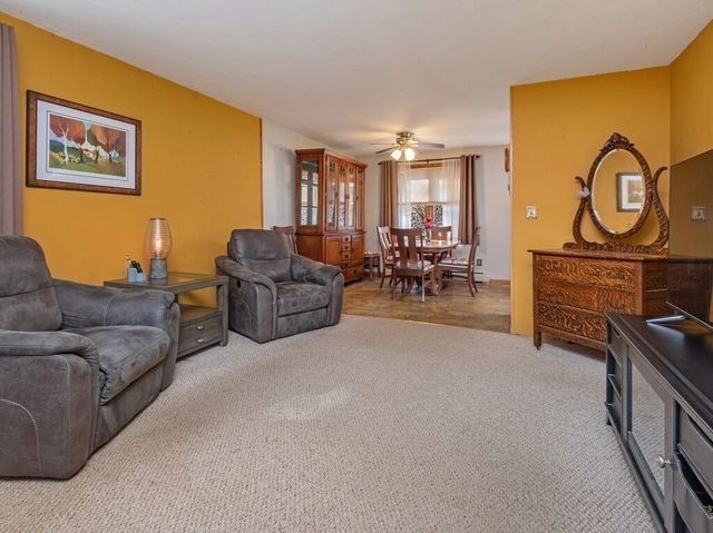 3 Hammond Street, Leicester, MA 01542