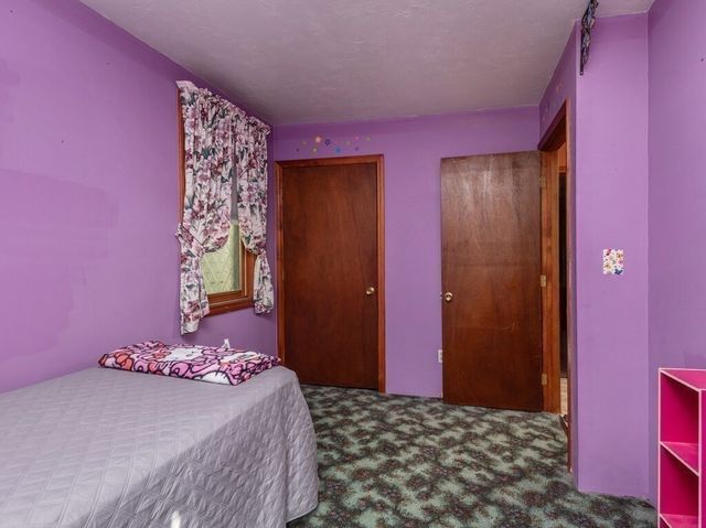 3 Hammond Street, Leicester, MA 01542