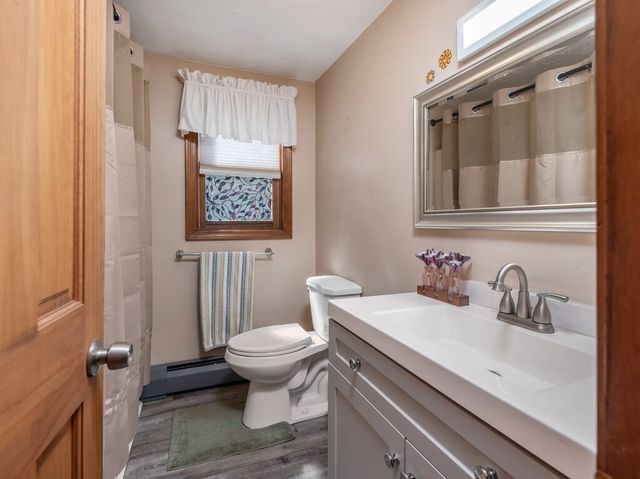 3 Hammond Street, Leicester, MA 01542