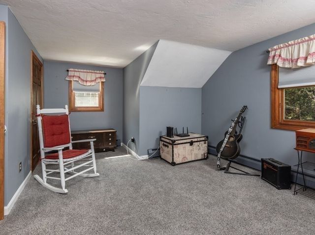 3 Hammond Street, Leicester, MA 01542
