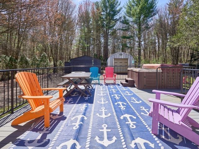 3 Hammond Street, Leicester, MA 01542