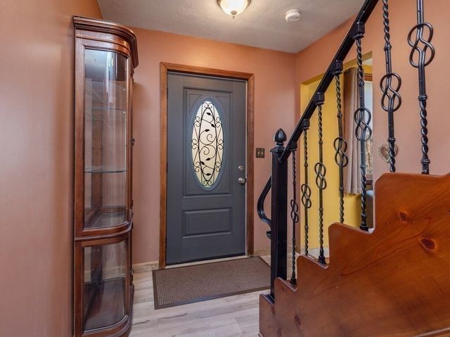 3 Hammond Street, Leicester, MA 01542